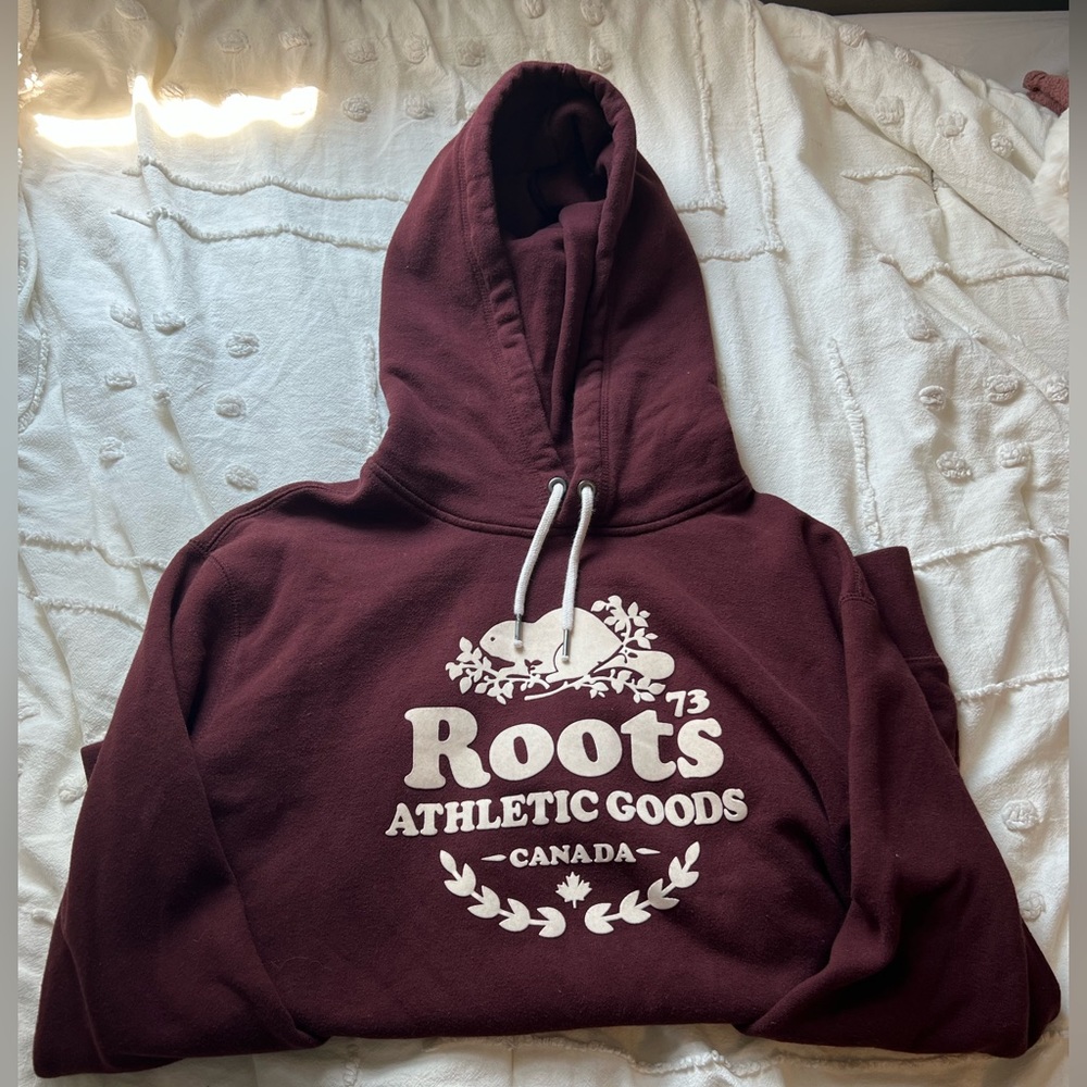 Roots burgendy sweatshirt